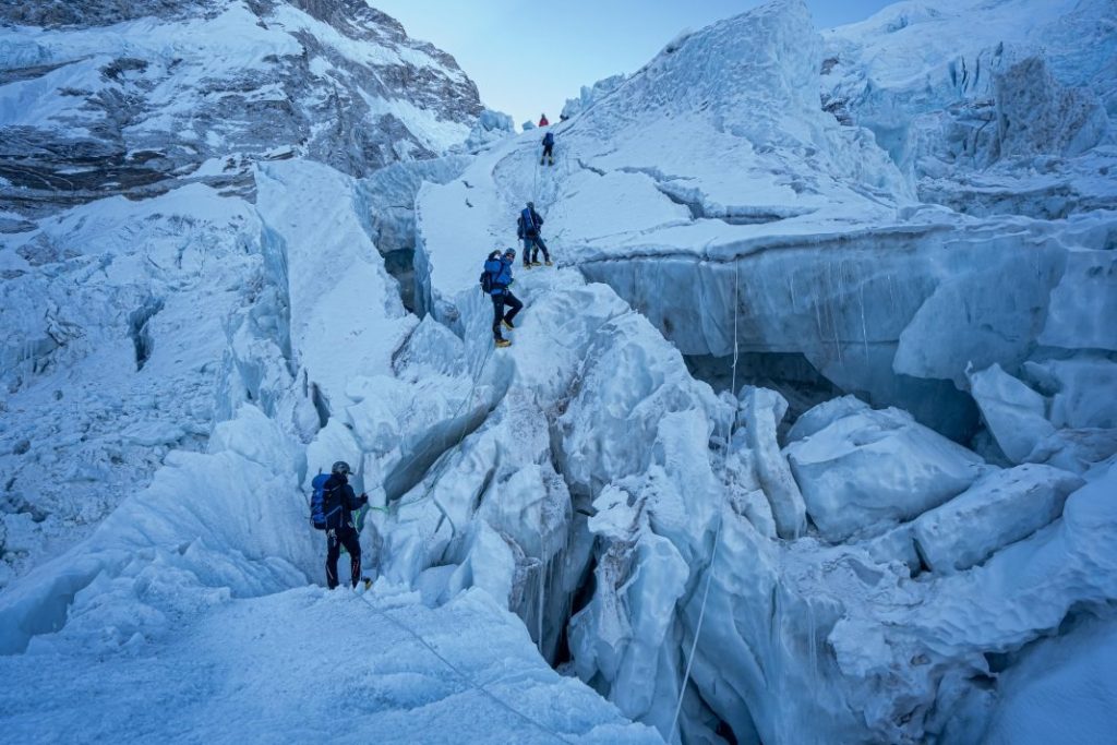 La Khumbu Icefall, quest