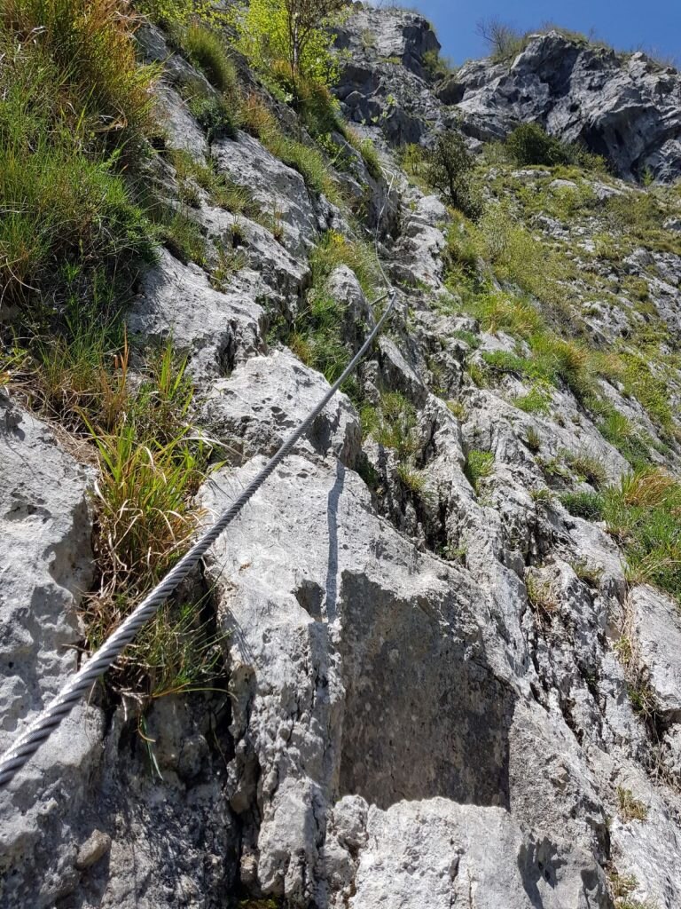 La ferrata del Procinto nella parte più verticale. Foto Alfio Ciabatti