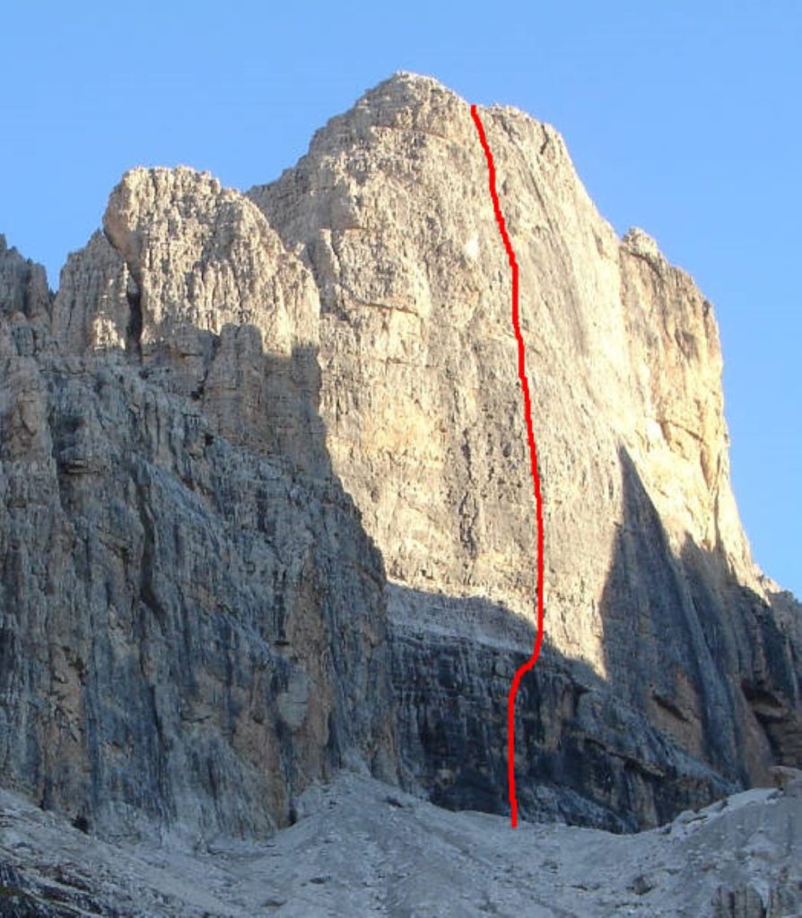 La linea dalla via aperta sulla Sud-Est della Cima d