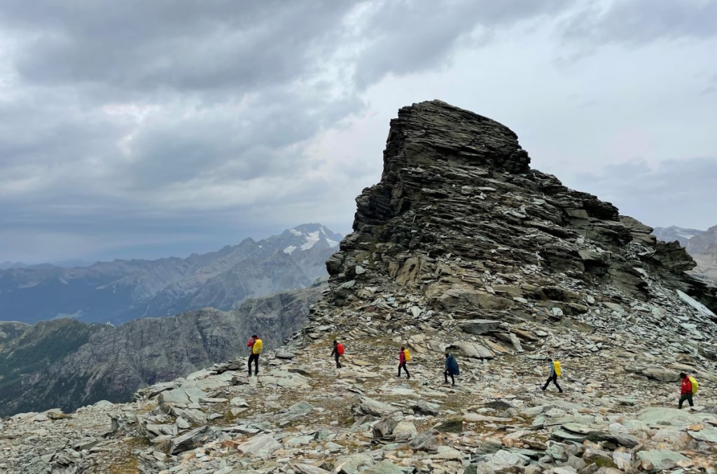 Il profumo della pioggia si associa ai diversi terreni attraversati e alle rocce ph Michele Comi