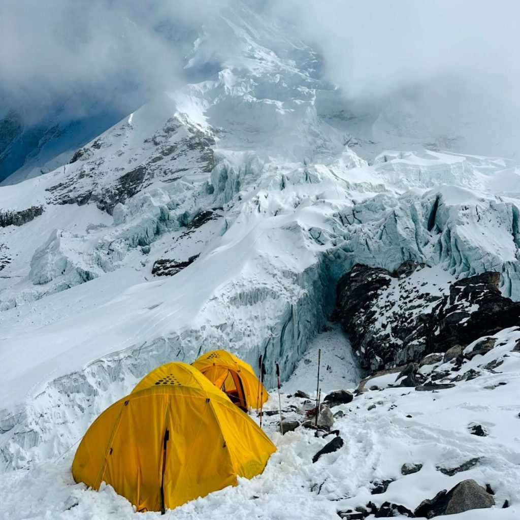 Ai piedi della vetta @ Seven Summit Treks