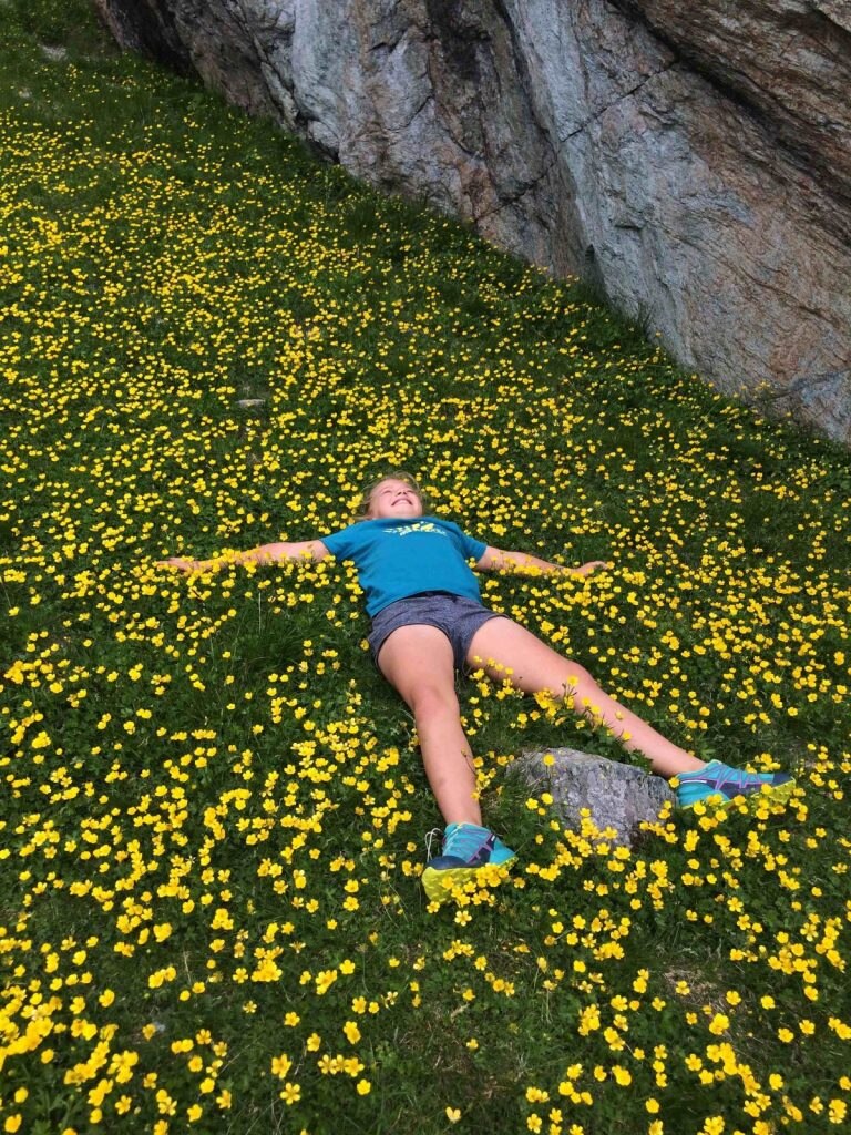 https://www.montagna.tv/wp-content/uploads/2024/06/Ai-piu-piccoli-piace-esplorare-e-giocare.-Ph-Michele-Comi.jpg