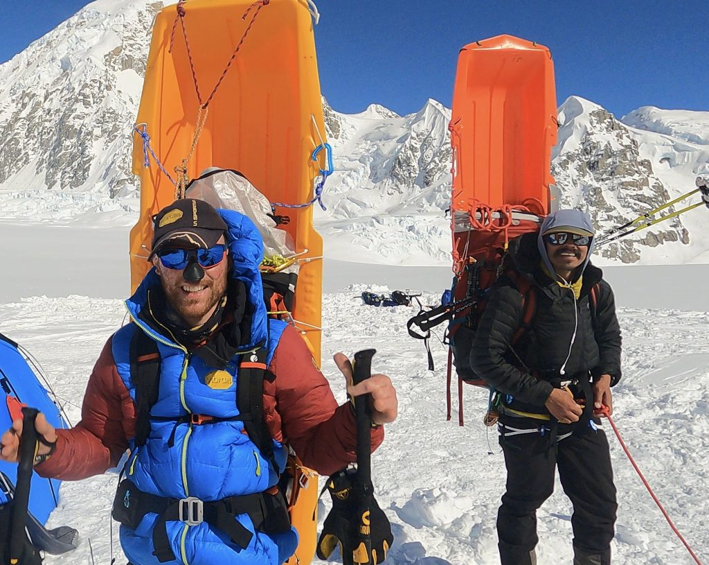 Andrea e Luca con le slitte (vuote!)