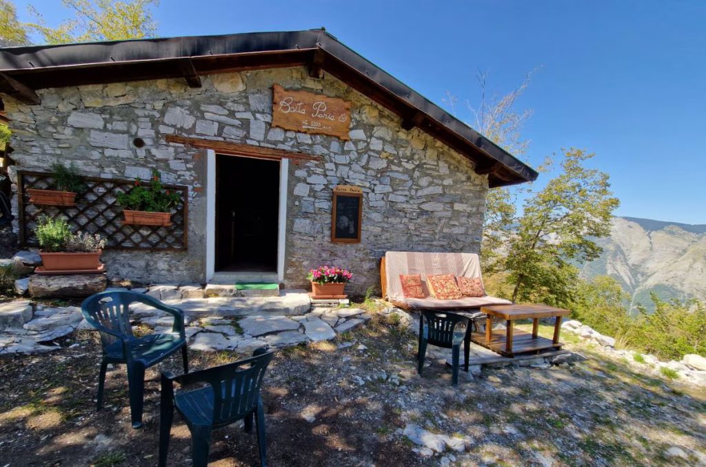Apuane, nasce il rifugio Baita Pania, nei luoghi di Fosco Maraini