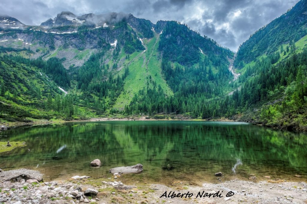 Lo Schodersee (1432 m). Si riempe solo in caso di abbondanti precipitazioni. Foto Alberto Nardi