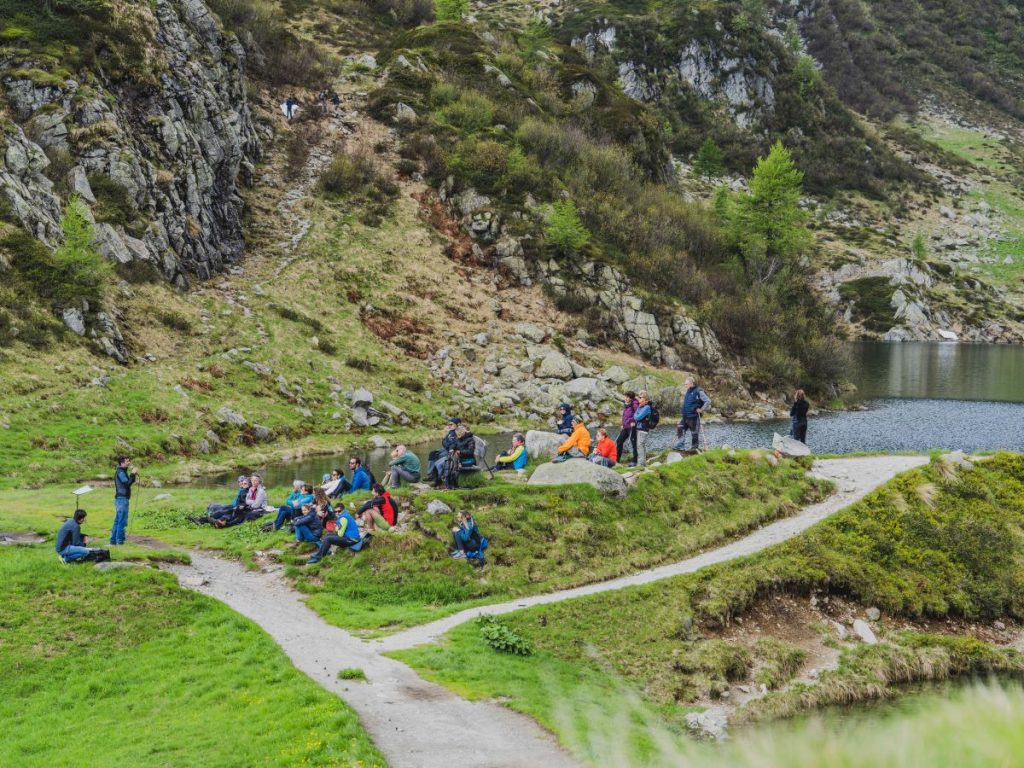 Spettacolo sulle rive del lago Ritorto