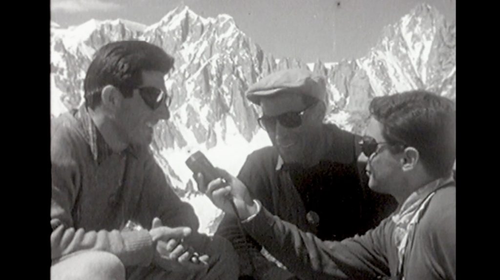 Toni Gobbi e Walter Bonatti (immagine dal film La traccia di Toni)