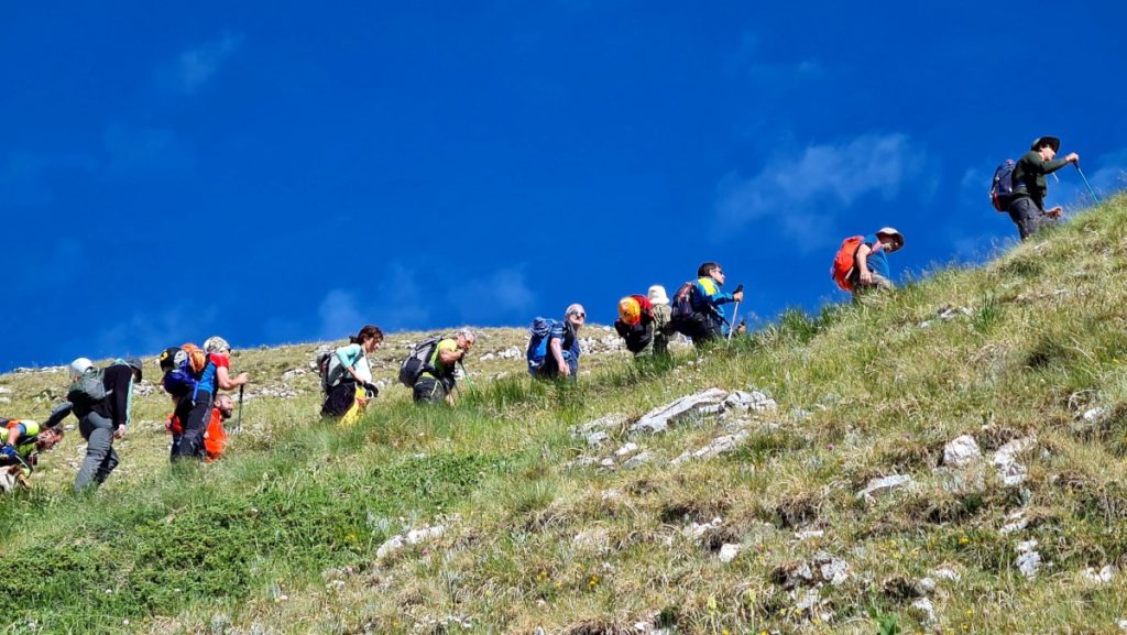 Verso la Sella di Monte Aquila, foto Stefano Ardito
