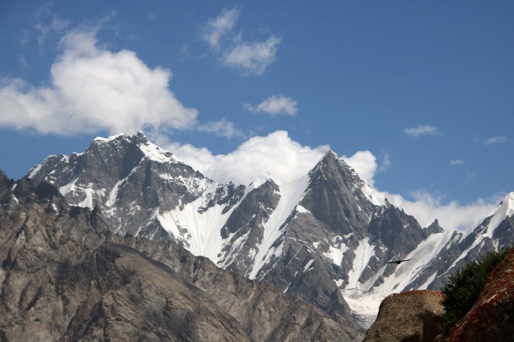 Vista sul Broad Peak. Foto Matteo Colizzi