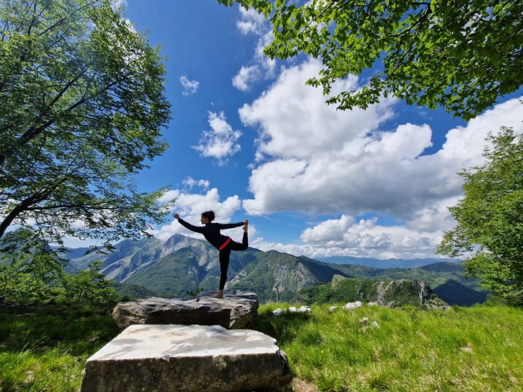 Yoga al rifugio Baita Pania