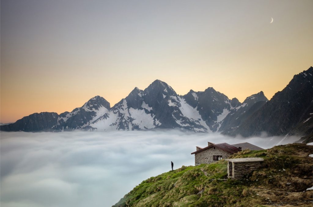 Il rifugio Antonio Baroni al Brunone. Foto FB Rifugio Brunone