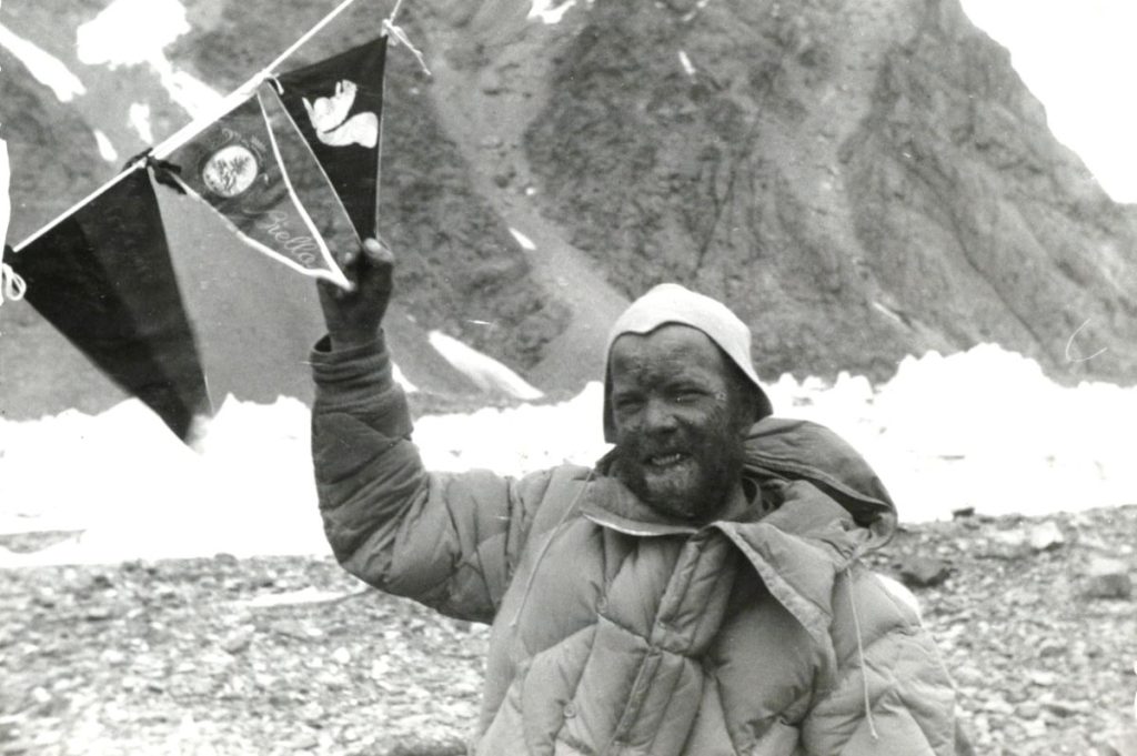 1954, Lino Lacedelli dopo la salita del K2