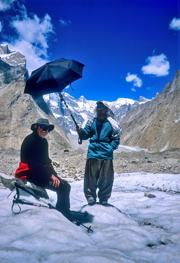 2004, Lino Lacadelli verso il K2, foto di Paolo Tassi