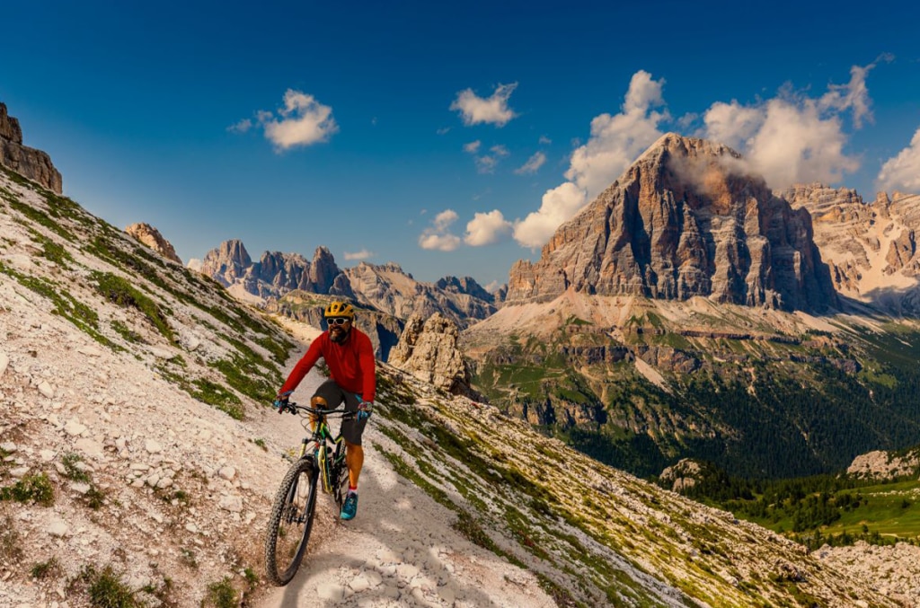 La precedenza spetta ai pedoni @ AdobeStock_