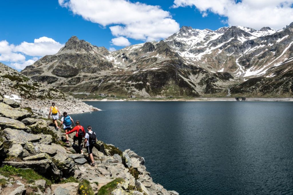 Costeggiando il lago di Montespluga @ Consorzio Turistico Madesimo