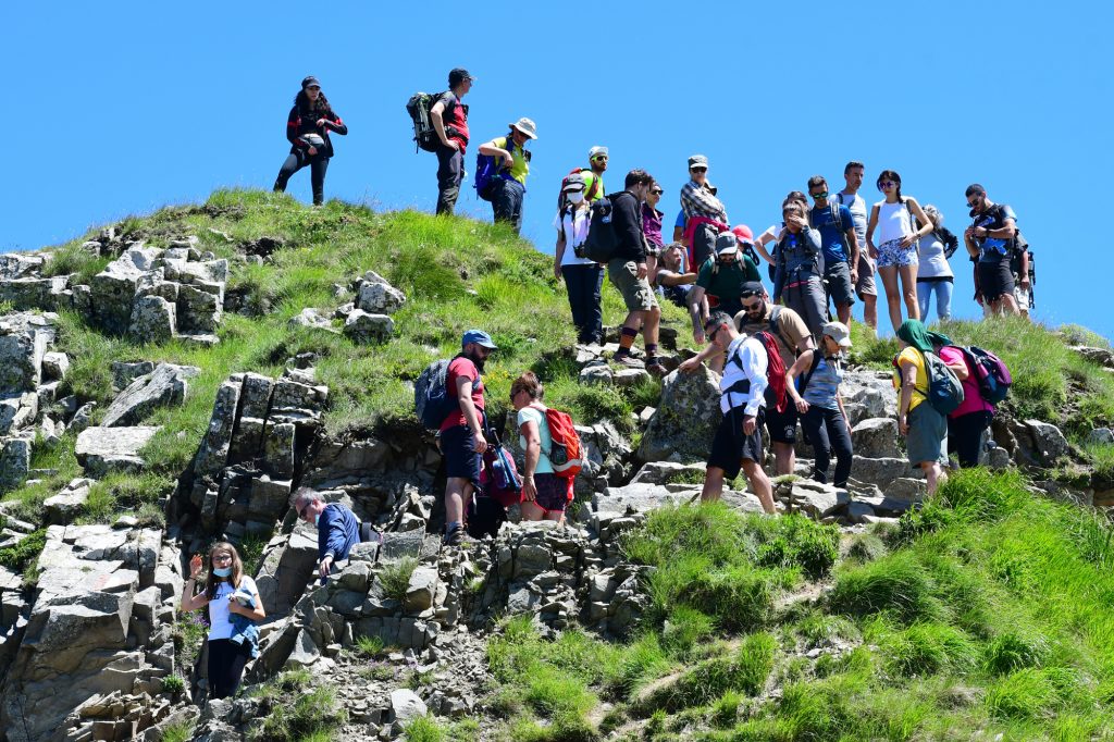 Folla sul Corno alle Scale, foto SA
