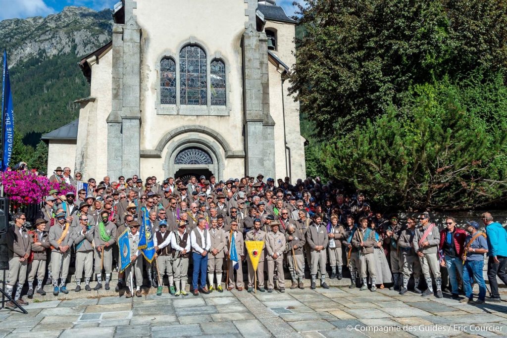 Foto di gruppo delle guide di Chamonix-. Foto Compagnies des guides Chamonix