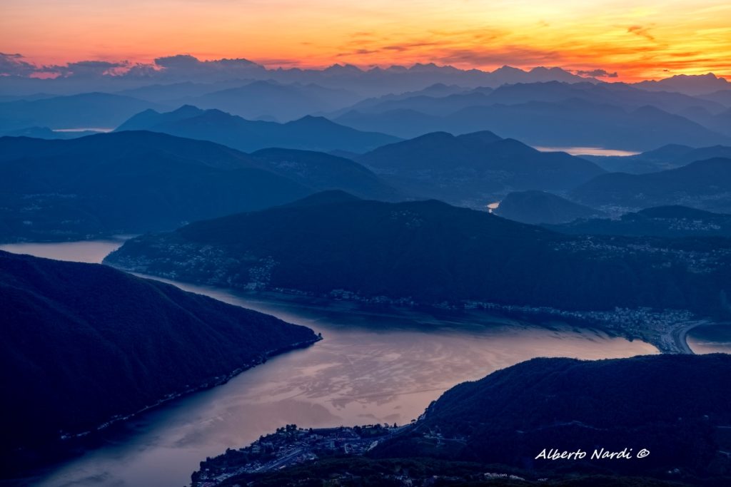 Il Lago di Lugano visto dalla vetta del Monte Generoso. Foto Alberto Nardi