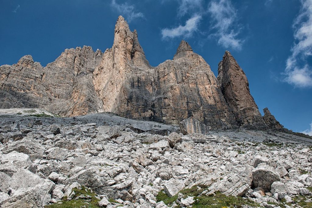 Le Tre Cime di Lavaredo dal sentiero 101. Foto Roberto Carnevali