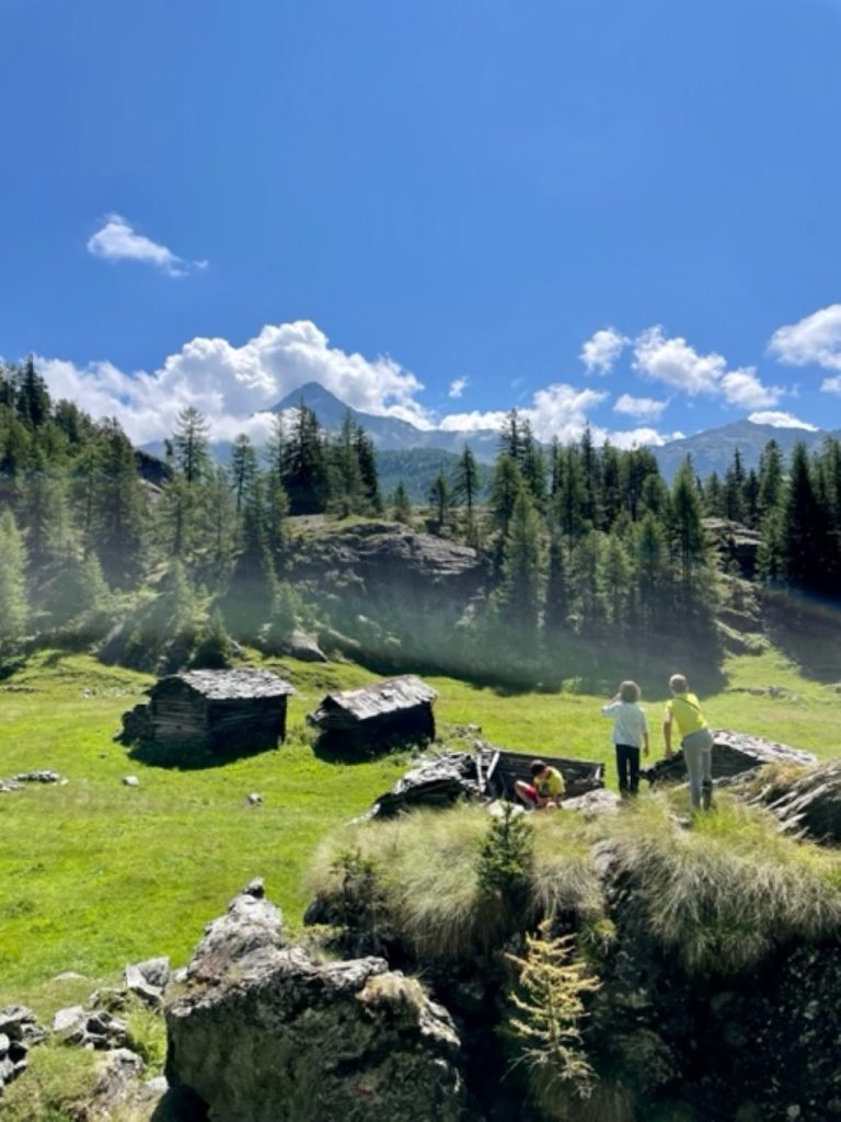 Siamo circondati dal bello. La situazione ideale per lasciare fiorire pensieri. Foto Michele Comi