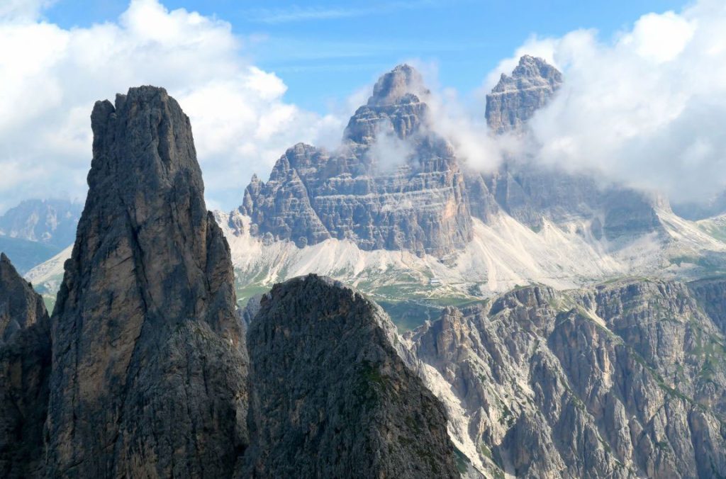 Il versante veneto delle Tre Cime dai Cadini di Misurina, foto Stefano Ardito