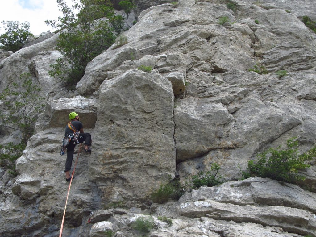 Arrampicata su roccia al Pollino, foto Mimmo Ippolito