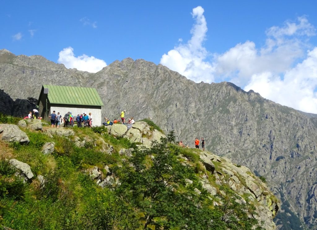 Il Bivacco Campia-Gandolfo. Foto F. Scotto