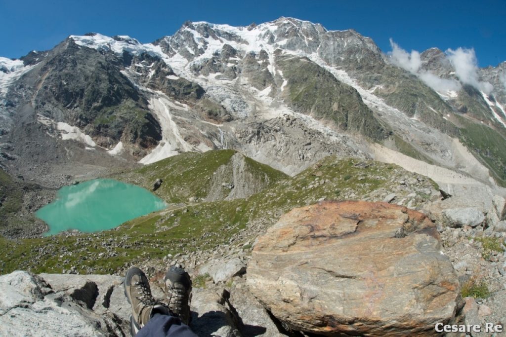 Il Lago delle Locce e la parete Est del Rosa. Foto Cesare Re