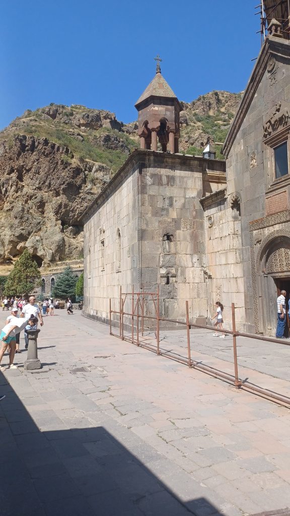 Il monastero di Geghar. Foto Matteo Colizzi