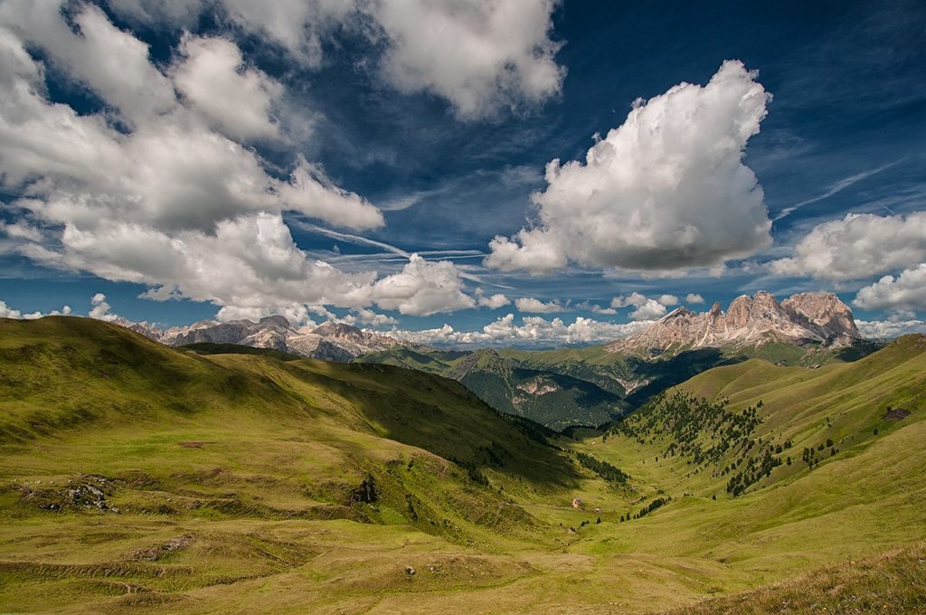 Il panorama dal crinale. Foto Roberto Carnevali