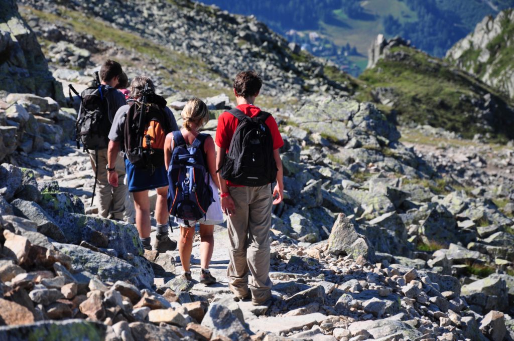 Il sentiero tra il Brévent e Bellachat, foto Stefano Ardito