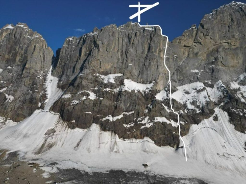 La via aperta sull'Argo Peak. Foto Russian Alpine Federation