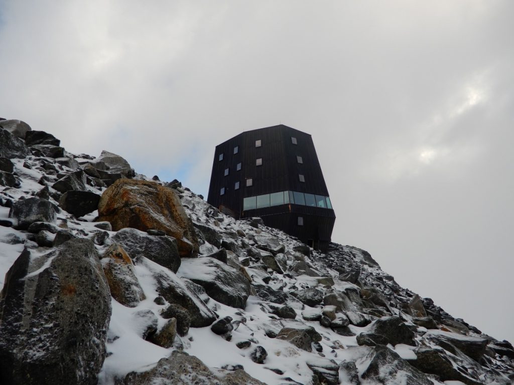 Rifugio Sasso Nero (foto Vittorio De Zordo)