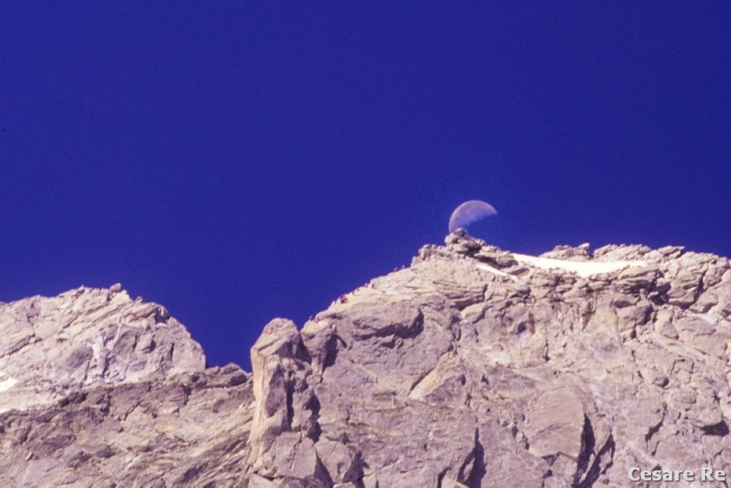 Sopra le creste del Gruppo Sfinge Ligoncio. Foto Cesare Re