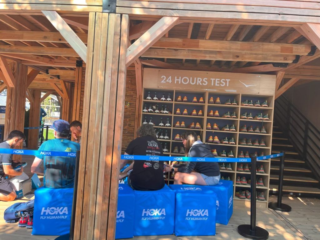 Test prodotti in partenza dal village. Foto Deborah Bionaz