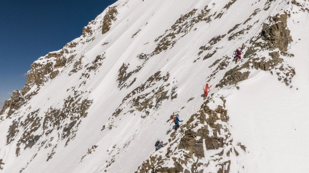 Un momento della salita