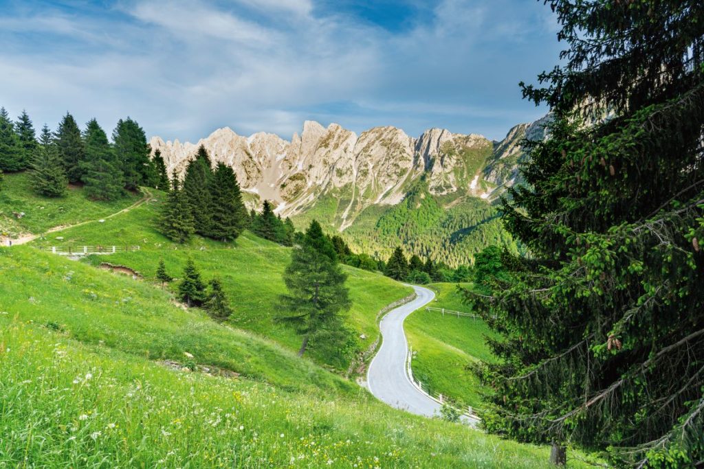 Verso il Passo del Vivione. Foto Giacomo Meneghello