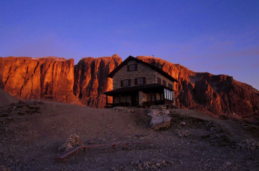 Il Rifugio Kostner nel Gruppo del Sella