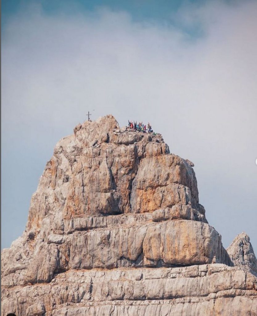 La cima dello Niederes Dirndl, il torrione del Dachstein dove si è svolto il concerto di Chiara Schmidt @schmidtchiara)