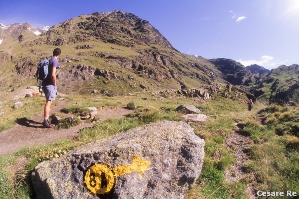 Lungo il sentiero. Foto Cesare Re