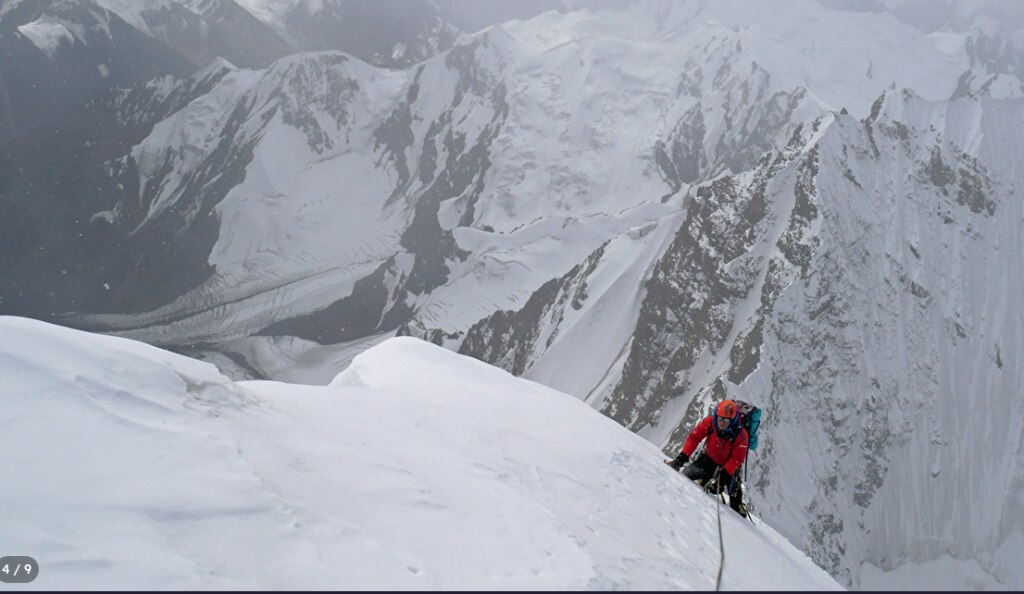 Mick Fowler ormai nei pressi della vetta dello Yawash Sar @ Mick Fowler-Victor Saunders