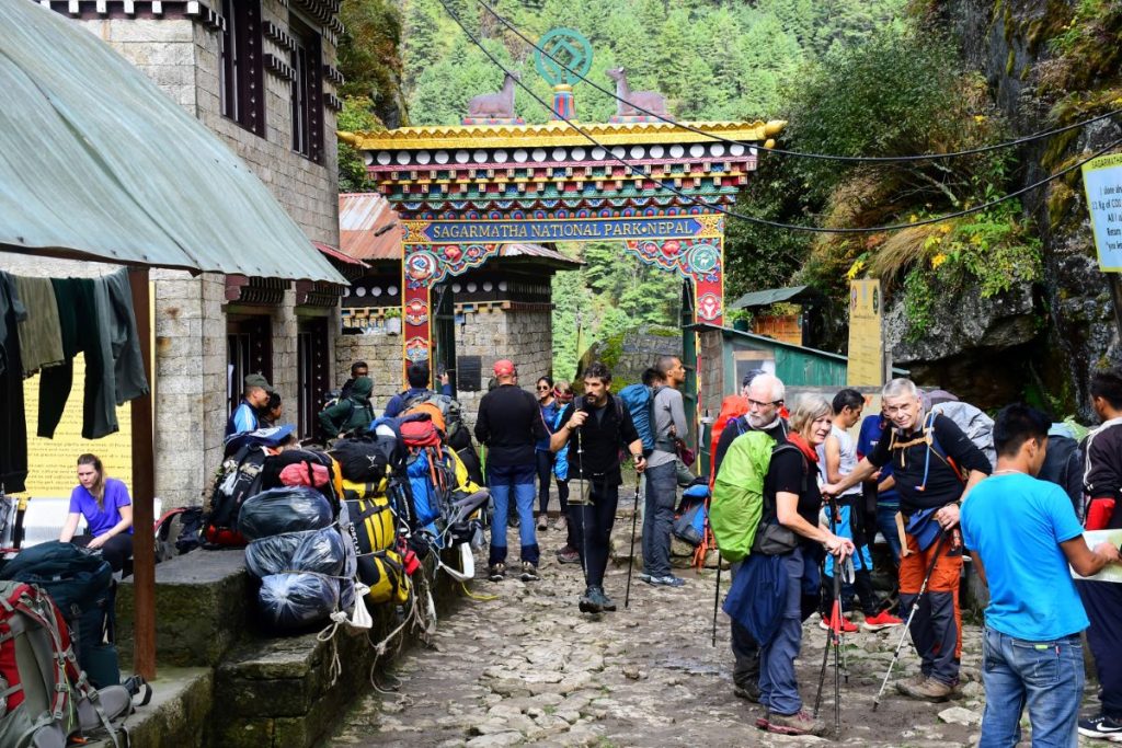 Monjo, ingresso del Sagarmatha National Park, foto SA