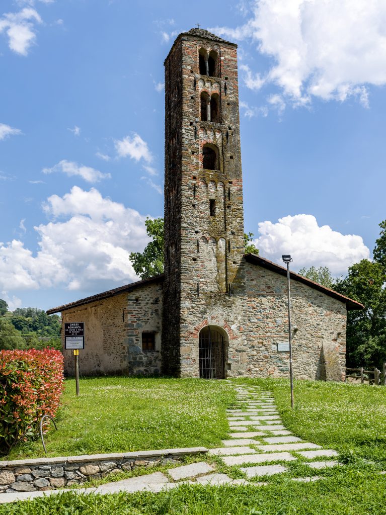 S.S. Pietro e Paolo di Pessano © Visit Piemonte, ph Gianni Oliva Photography