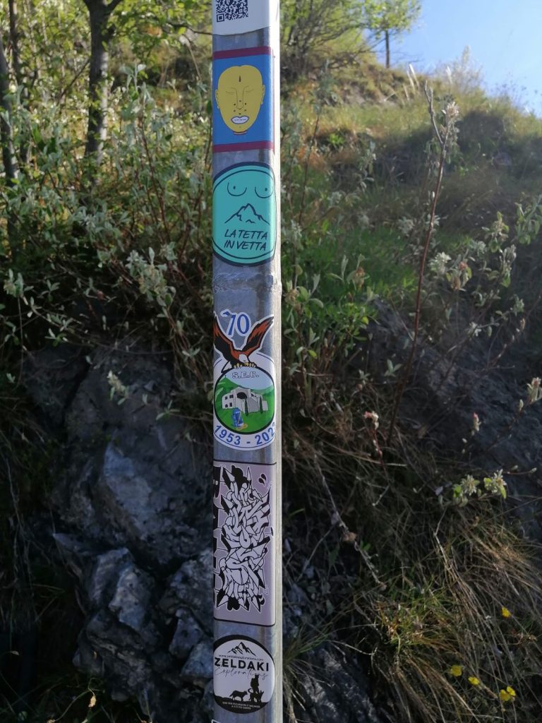 Verso il Corno Birone, prima della pulizia. Foto Ettore Pettinaroli