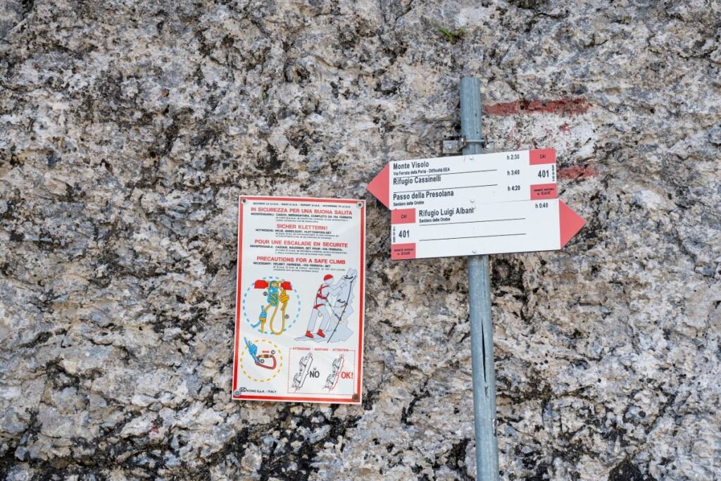 Verso il Rifugio Albani. Foto Giacomo Meneghello-Click Alps