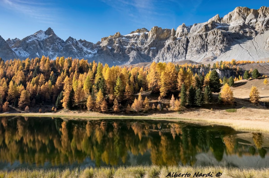 Il Lac Miroir, meta di una facile escursione nel Parco del Queyras. Foto Alberto Nardi