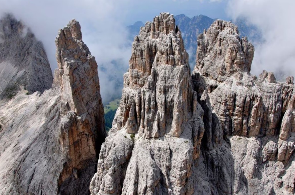 Le Torri del Vajolet. Qui si ritroveranno i partecipanti di Dolomia. Foto Stefano Ardito