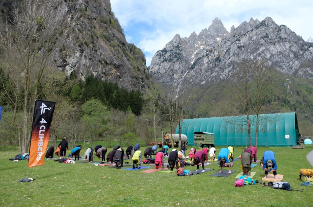 Appuntamento yoga in Val Masino della community di 4climbers