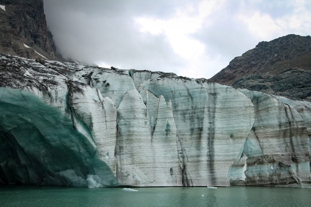 Il castello che fonde. Foto Simone Valzasina