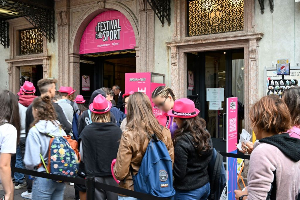 La grande partecipazione di pubblico obbliga alla registazione online per poter partecipare agli incontri